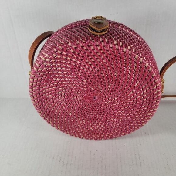 Boho Round Beach Summer Cottage Coastal Boho Hippie Straw Woven Crossbody Bag - Picture 5 of 8